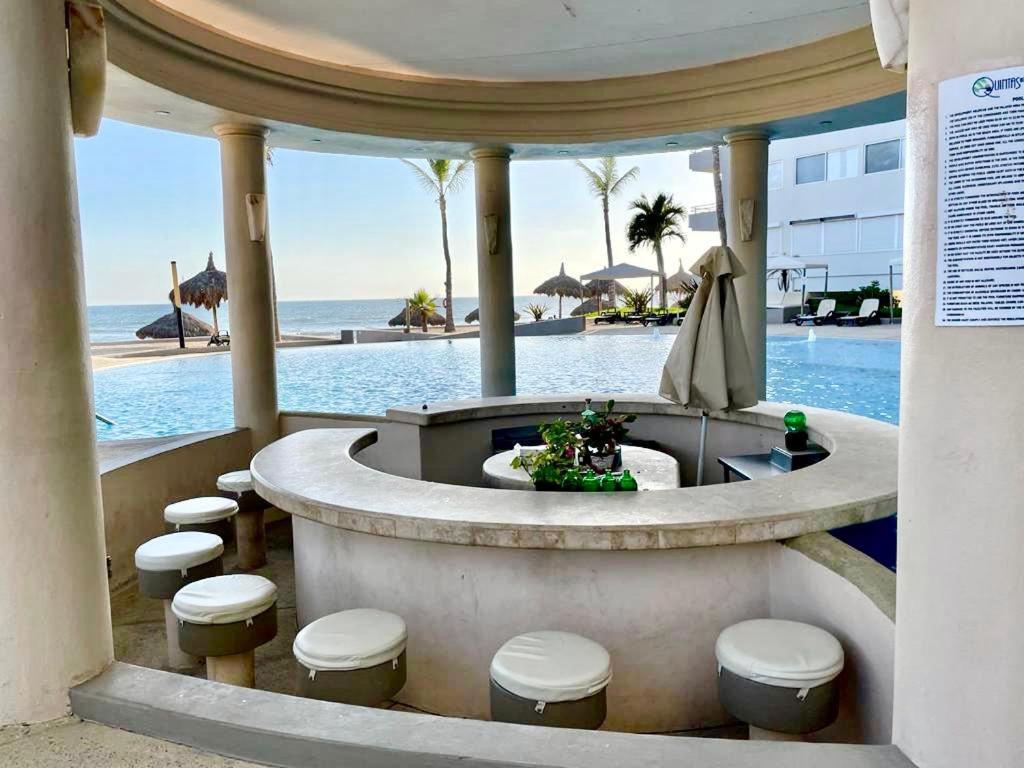 Ferienwohnung A Pie De Playa Con Alberca Jacuzzi Vista Al Mar Mazatlán Exterior foto